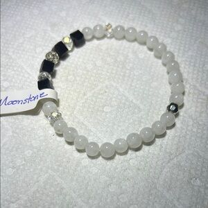 Moonstone White Beaded Bracelet